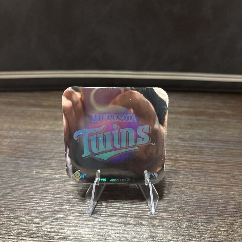 1990 Upper Deck Baseball MLB Team Logo 3D Hologram Inserts Minnesota Twins